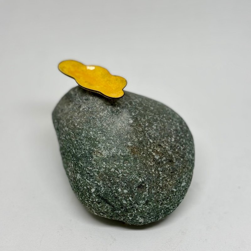 Incense holder/incense holder/incense cone holder/ marble Stone(yellow enamel version), a poetic item handmade by green metallurgists - Fragrances - Enamel 