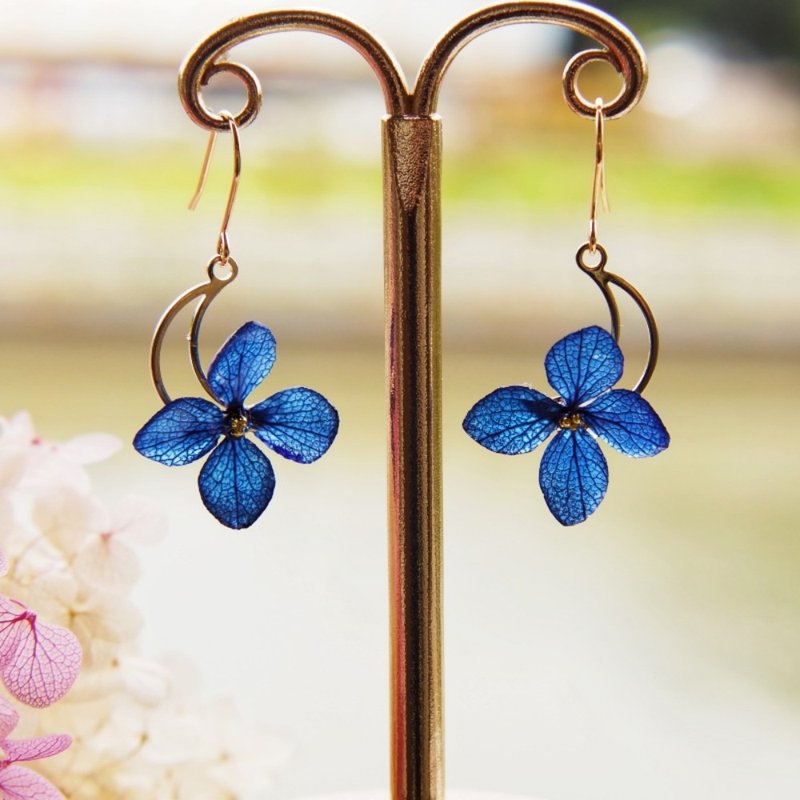 Sunflower Handmade Kaguya Hime Japanese Dark Blue Hydrangea Moonlight Pendant 14K Gold Pack Earrings Earrings - Earrings & Clip-ons - Plants & Flowers Blue