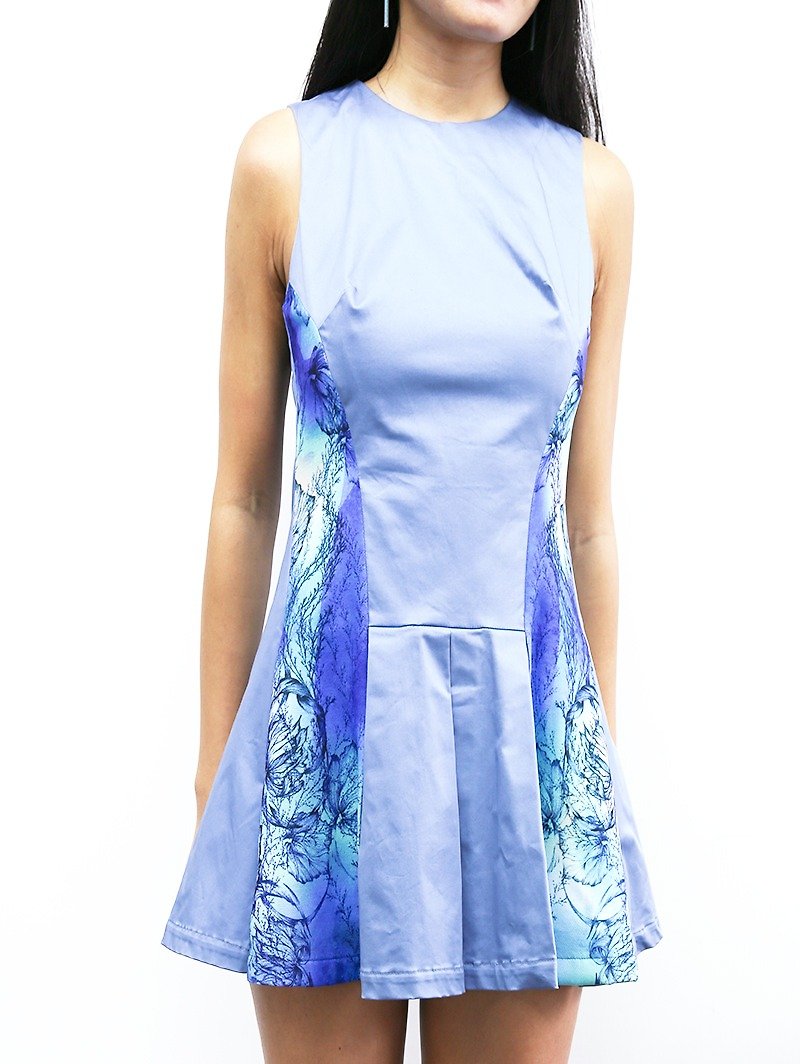 JWカジュアルドレス（ブルーオーシャン）によって香港のデザイナーのブラインド - スカート - ポリエステル ブルー