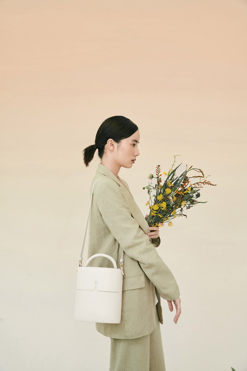 Gaia Bucket Bag | OAT - Messenger Bags & Sling Bags - Faux Leather White