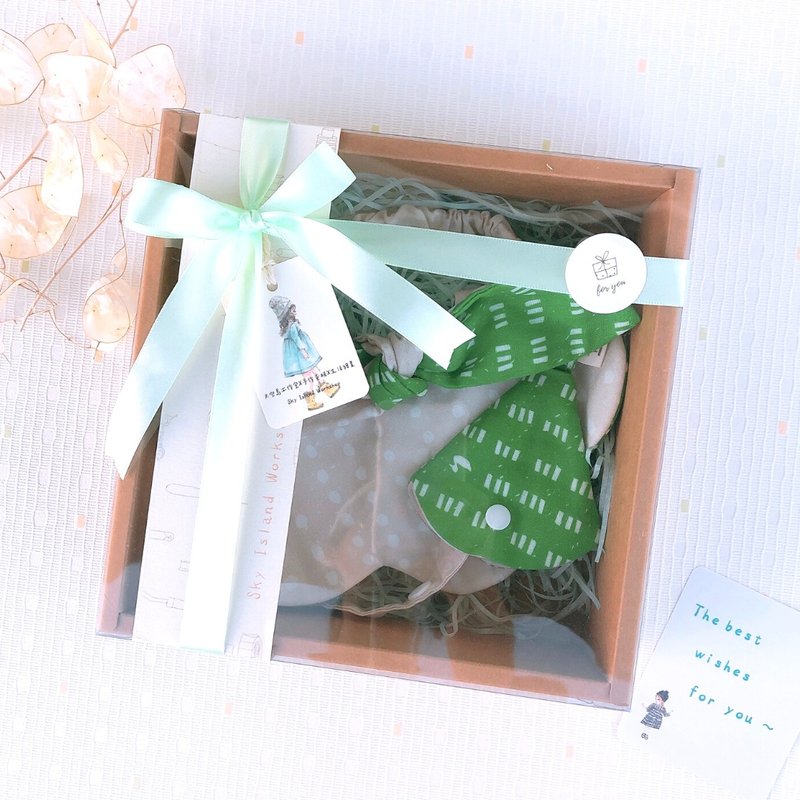 [Quick shipping available] Nanbao/Lvtian teal double-sided bib/ pacifier chain/Miyue gift box - ผ้ากันเปื้อน - ผ้าฝ้าย/ผ้าลินิน สีเขียว