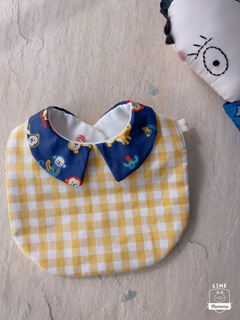 Colorful Monkey Park. Pure cotton six-layer gauze small pointed collar bib/reversible - Bibs - Cotton & Hemp Multicolor