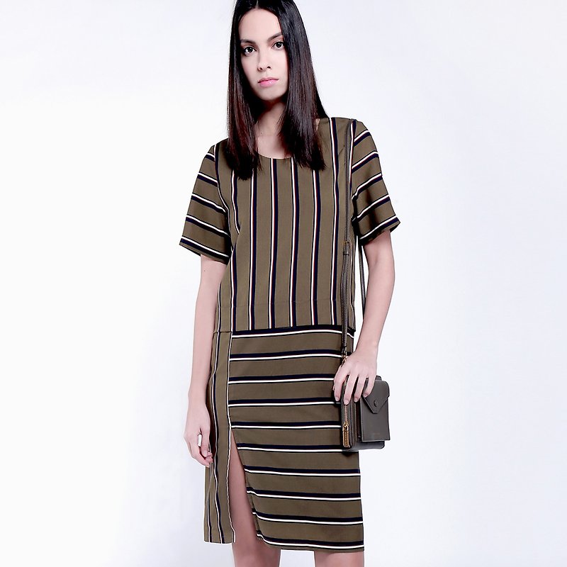 Contemporary Stripe Pattern, Short Sleeve With Slit Dress - Olive Green - กระโปรง - วัสดุอื่นๆ สีกากี