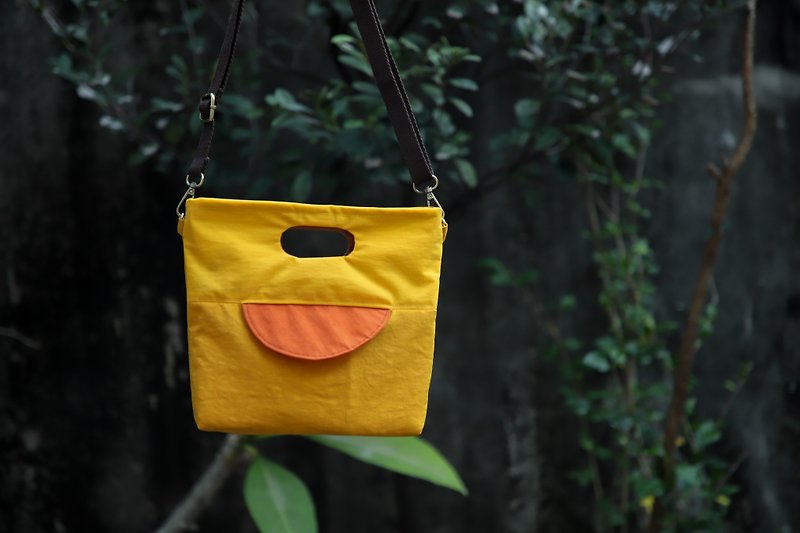 【Studio Xie】Duckbill Bun - Messenger Bags & Sling Bags - Other Man-Made Fibers 