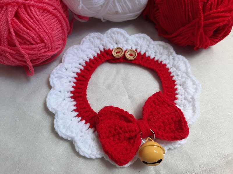 Cloudy RED VELVET Cat collar Crochet Handmade - Collars & Leashes - Polyester Red