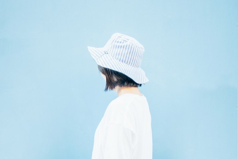 Mary Wil double-sided handsome big hat hat - blue double straight - หมวก - ผ้าฝ้าย/ผ้าลินิน สีน้ำเงิน