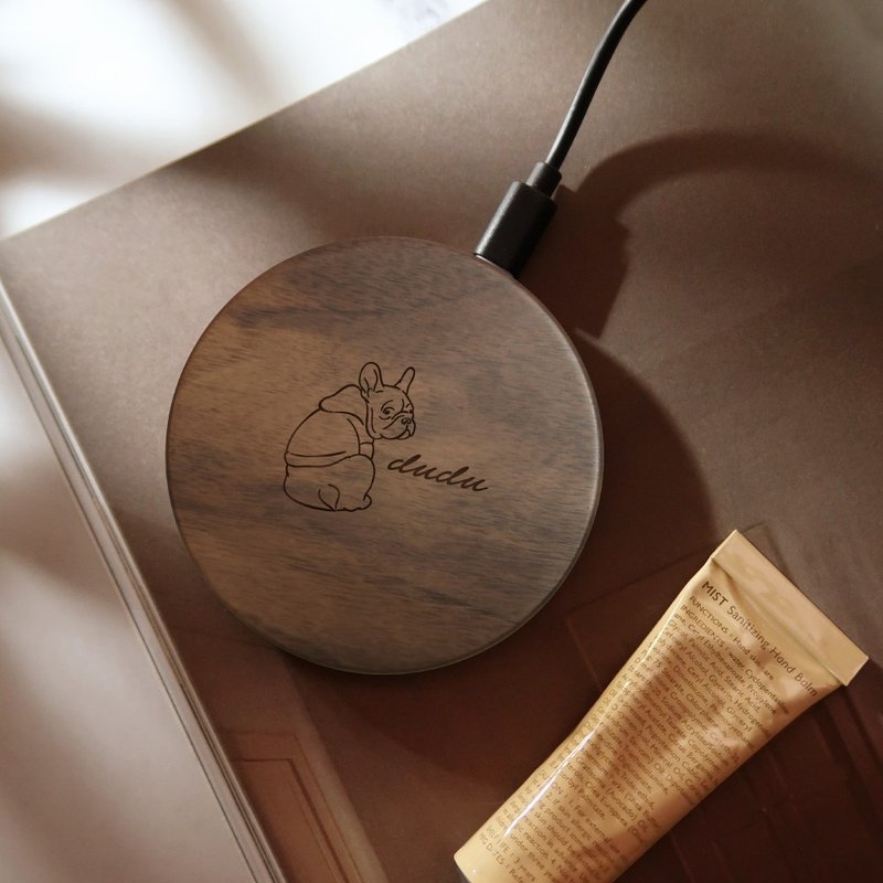 Wooden Wireless Charger, charging pad, and custom iPhone for Android phones - Gadgets - Wood Brown