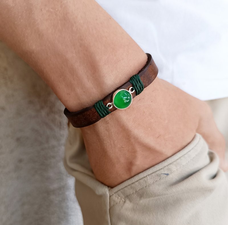Green Aventurine Minimalist Leather Wrap Bracelet, Silver 925 Graduation Gift - 手鍊/手環 - 真皮 咖啡色