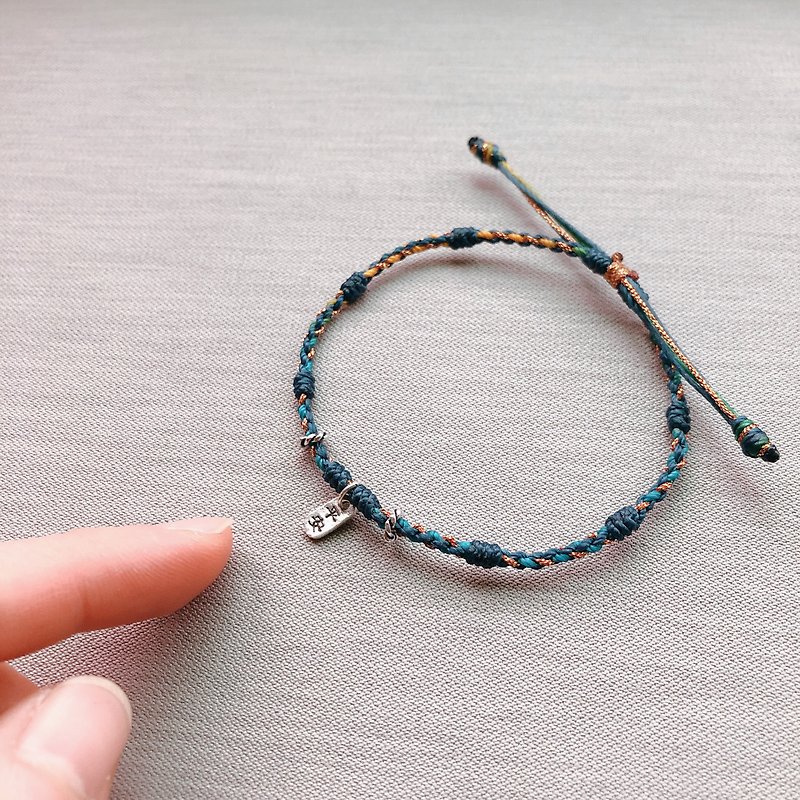 ::Sterling silver peace tag woven bracelet::Comfortable blues version/ Wax thread/prayer - สร้อยข้อมือ - วัสดุอื่นๆ สีน้ำเงิน
