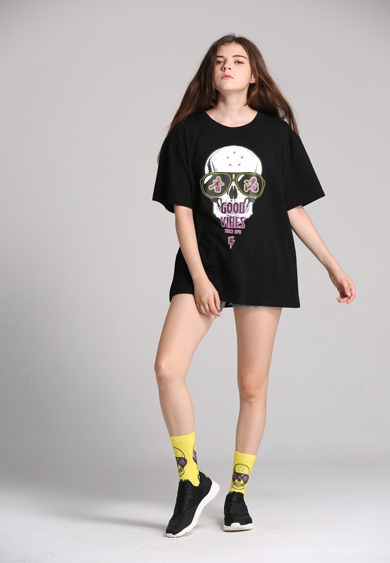 美國Fools Day Good Vibes White Print Tee - 帽T/大學T - 棉．麻 黑色
