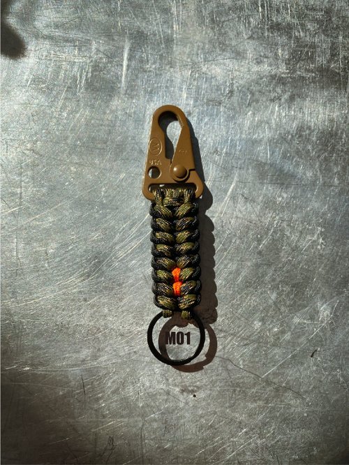 Paracord Keychain  Umbrella cord key ring (two-color) - Shop BASE 550  Keychains - Pinkoi