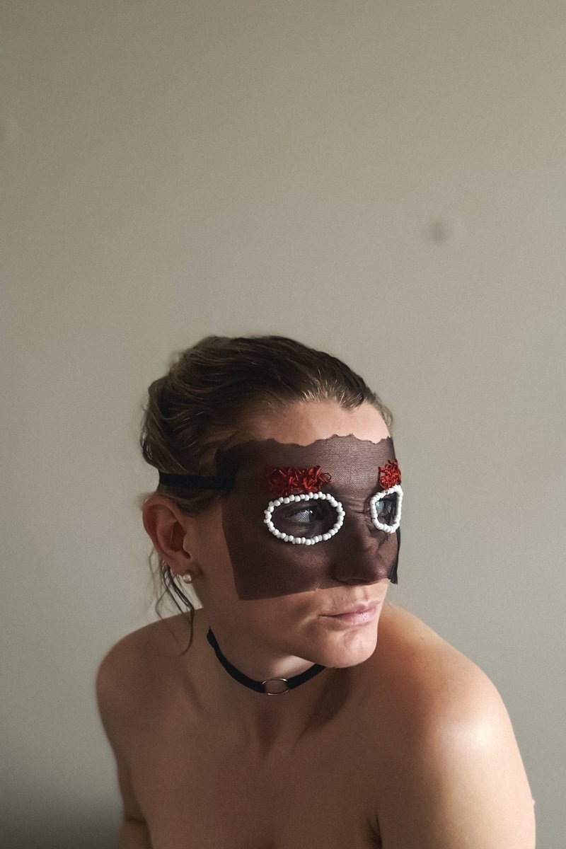 Lace sexy mask with embroidery and beads - Fetish Blindfold mask - Sexy Eye mask - 眼罩 - 壓克力 黑色