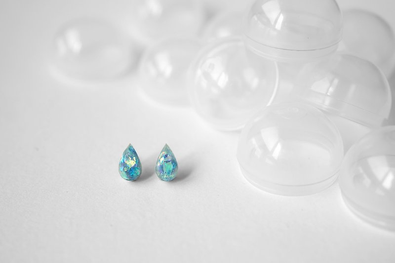 魔法寶石系列-藍水晶 水泥耳針 - 耳環/耳夾 - 水泥 藍色