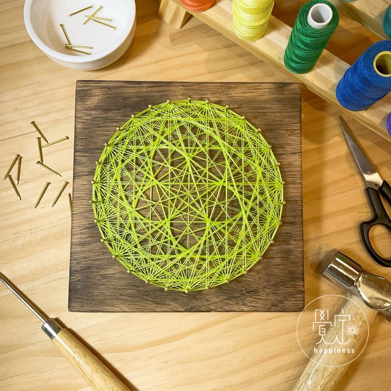 Stringart artwork - ของวางตกแต่ง - วัสดุอื่นๆ หลากหลายสี