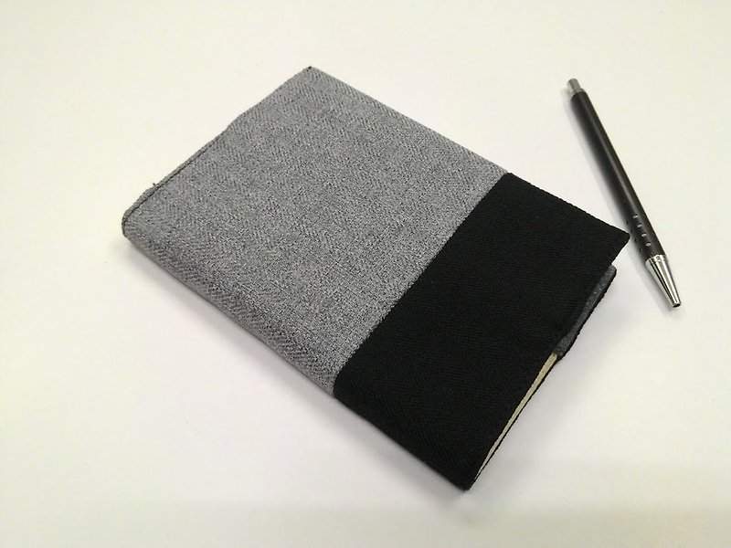 Exquisite A6 cloth book clothing ~ gray (unique product) B04-044 - สมุดบันทึก/สมุดปฏิทิน - วัสดุอื่นๆ 