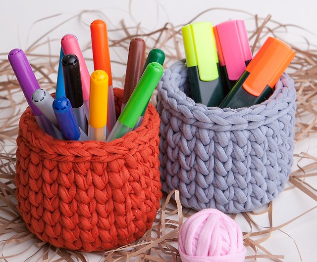 Pen holder. Office desk accessories for women. Cute desk organizer for  office. - Shop BubbleKnitDecor Pen & Pencil Holders - Pinkoi