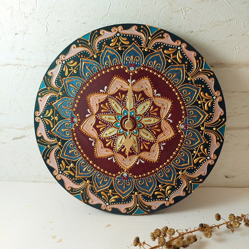 HENNA/Hand Made/Carved painted wooden clocks/Zen winding/Mandala - Items for Display - Wood Purple