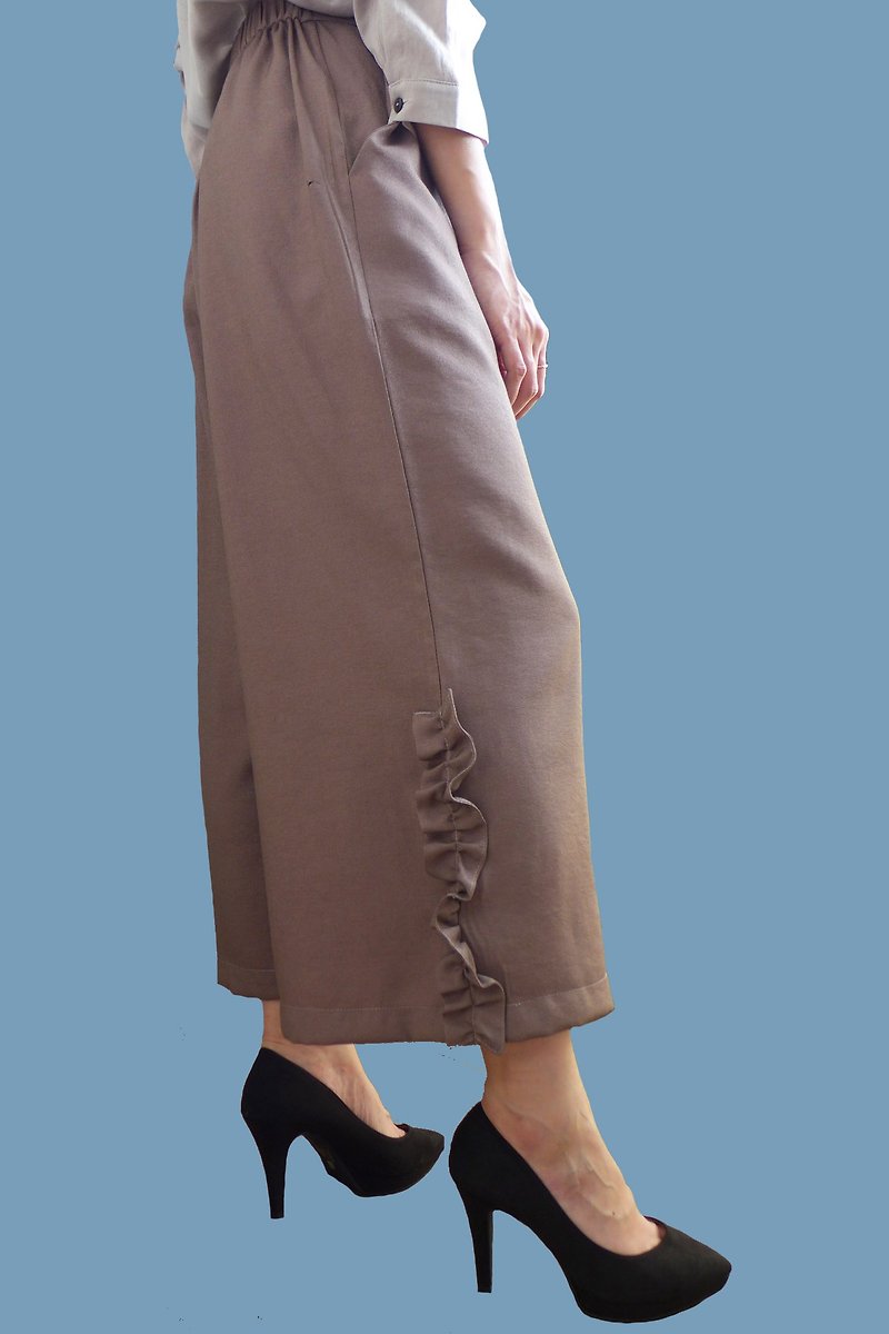 Ruffled wide pants - Women's Pants - Polyester Brown