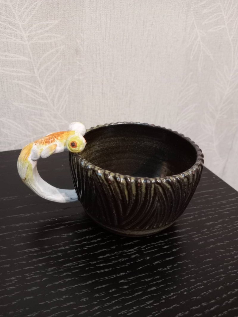 手工製作-花杯系列-金魚 - 咖啡杯/馬克杯 - 陶 