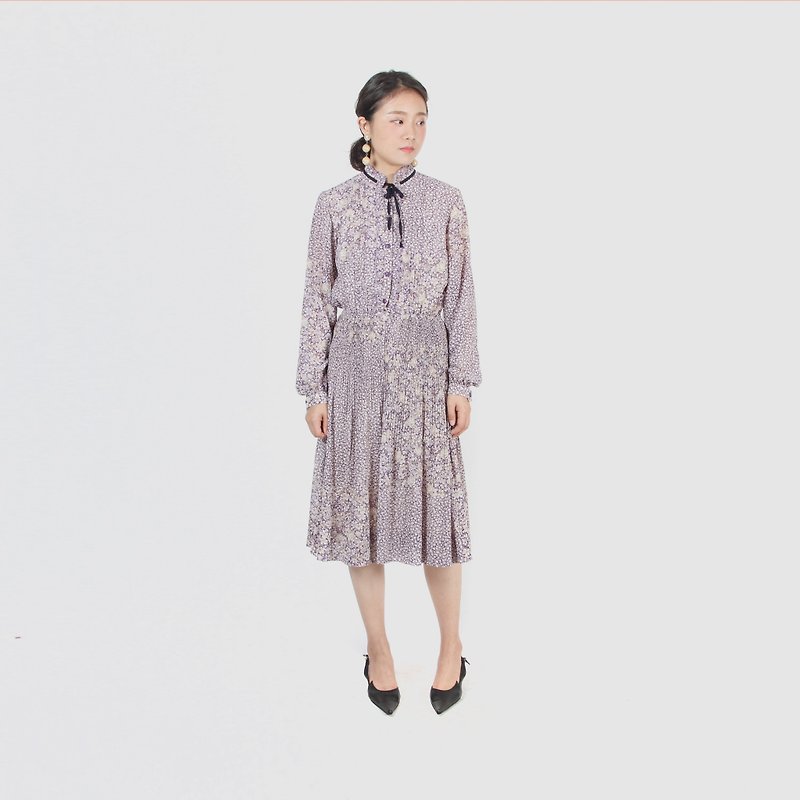 [Egg Plant Vintage] Aromatherapy Purple Print Ancient Dress - ชุดเดรส - เส้นใยสังเคราะห์ สีม่วง
