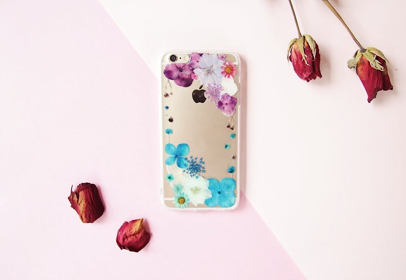 执着的爱恋 • Handpressed Flower Phone Case
