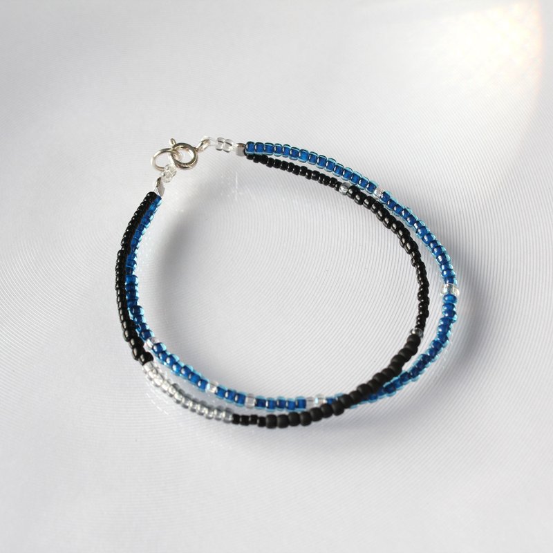 Frozen Fields - Glass Seed Bracelet - Bracelets - Glass Blue