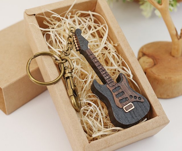 IFSIXWASNINE BEDROCK限定 ギター 装飾 キーホルダー USB 61ksb7NnfgL._UF894,1000_QL80_.jpg