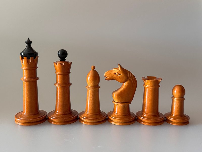 Tsarist / Russian Chess set  1880—1890 (Replica) - 桌遊/牌卡 - 木頭 黑色