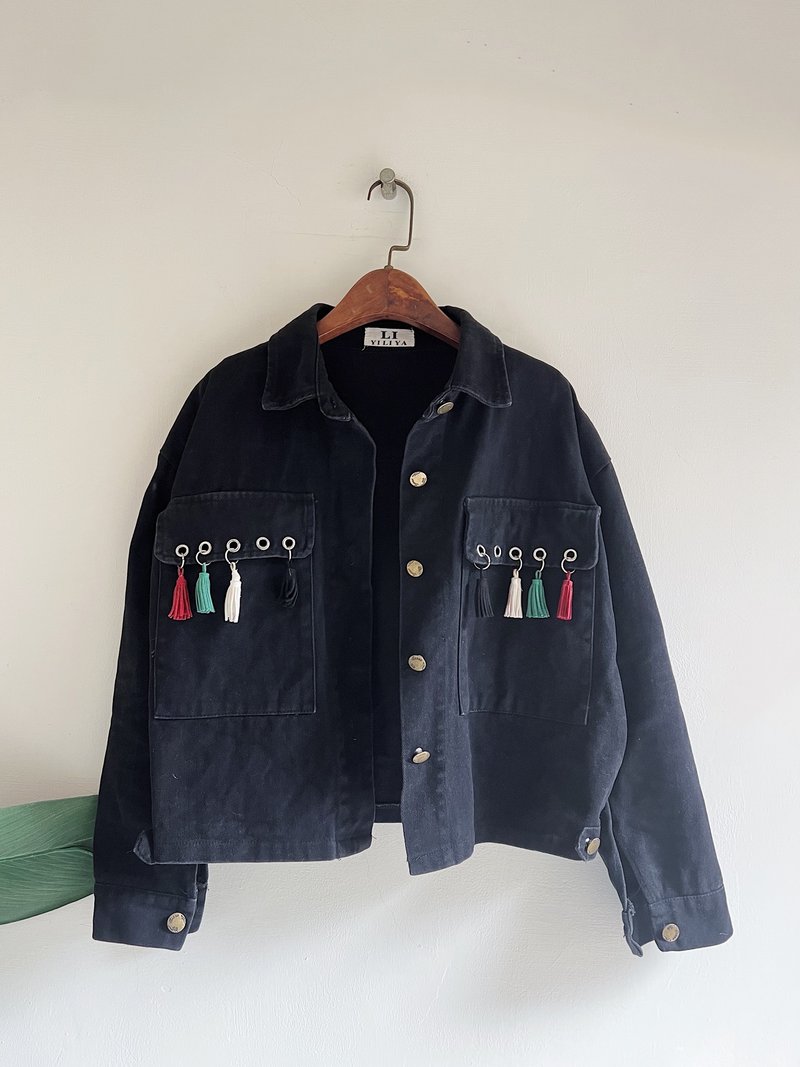 Distressed gray and black tassel decoration youthful girl vintage lapel cotton denim jacket vintage coat - เสื้อแจ็คเก็ต - ผ้าฝ้าย/ผ้าลินิน สีดำ