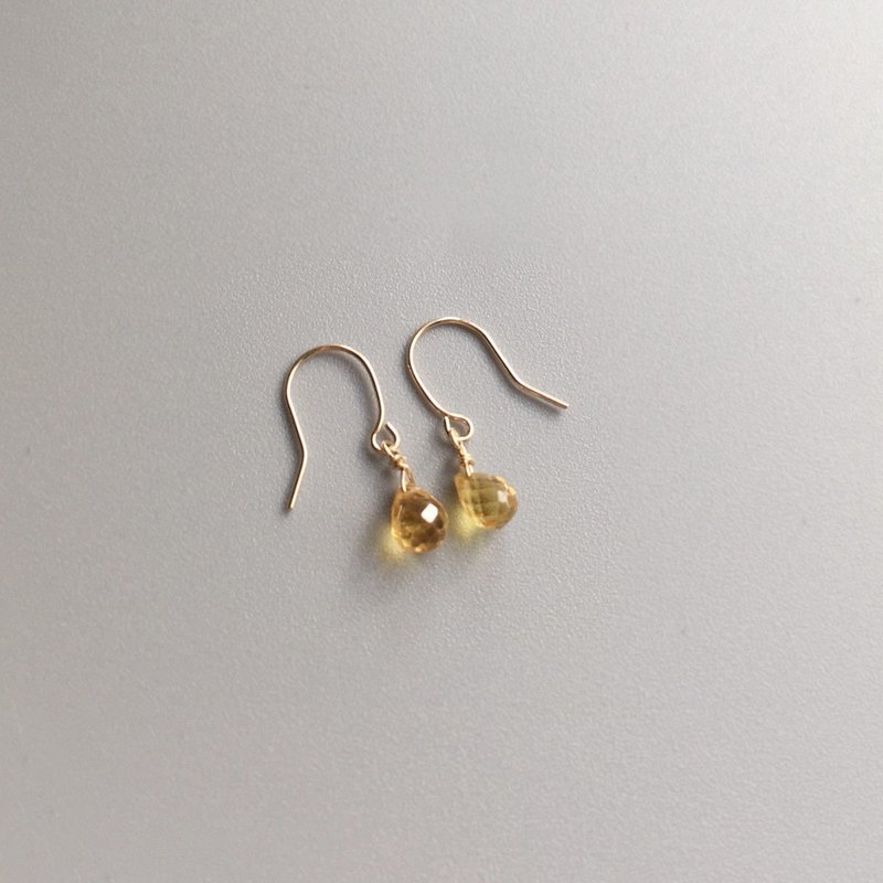 K10YG Solid gold Yellow Sapphire September Birthstone, Dainty Earring - ต่างหู - เครื่องเพชรพลอย สีเหลือง