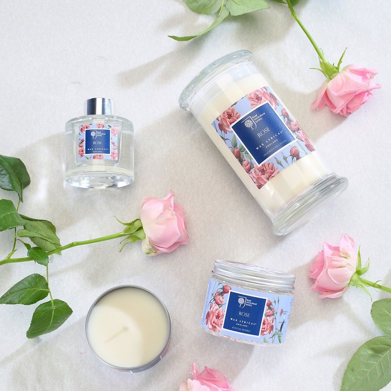 RHS Fragrant Garden-Rose (candles/reed diffusers/room mist) - เทียน/เชิงเทียน - ขี้ผึ้ง สึชมพู