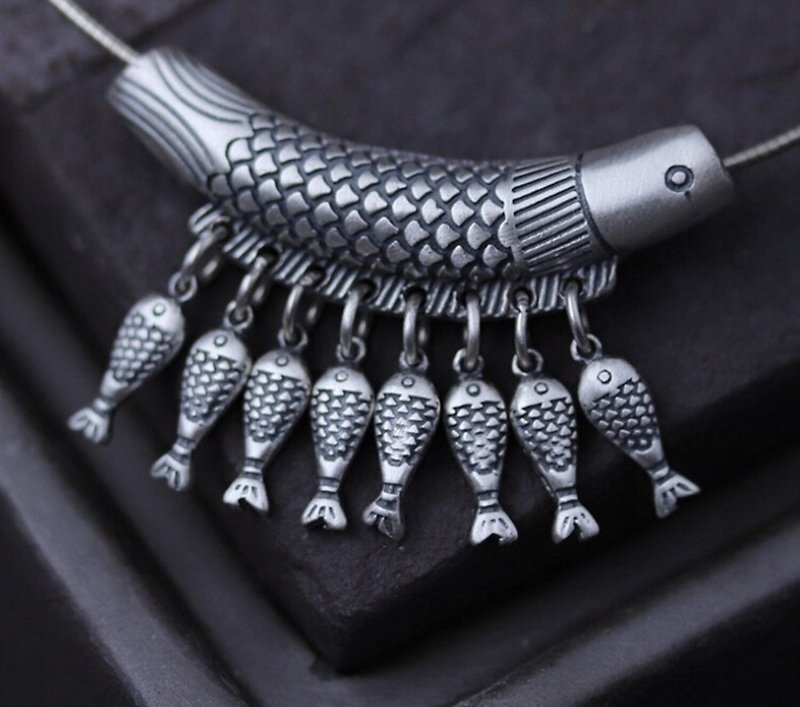 Real S990 Silver Fine Jewelry for Women Ethnic Carve Fishes Tassel Pendant - 長頸鍊 - 純銀 銀色