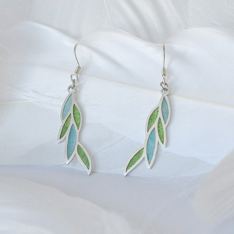 柳色新 / 925純銀空窗琺瑯耳飾-給她的禮物 - 耳環/耳夾/耳骨夾 - 琺瑯 綠色