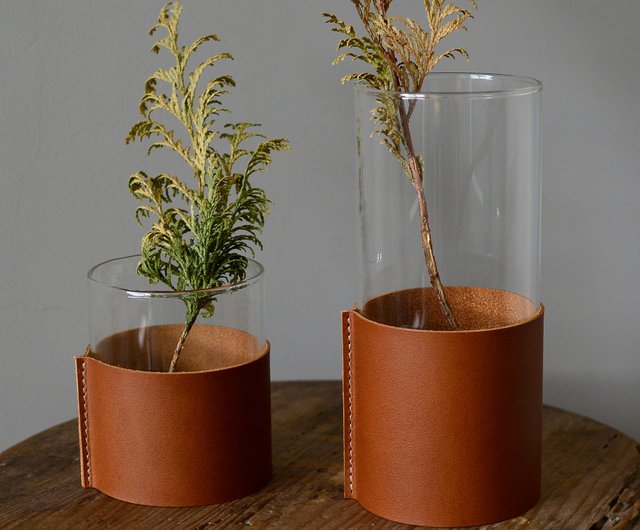 隅に散りばめられた美】革花瓶、牛革花器、ガラスカップ - ショップ