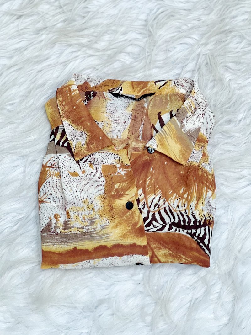 野園斑馬自由奔騰圖騰 雪紡紗透膚薄料襯衫上衣罩衫shirt vintage - 女襯衫 - 聚酯纖維 多色