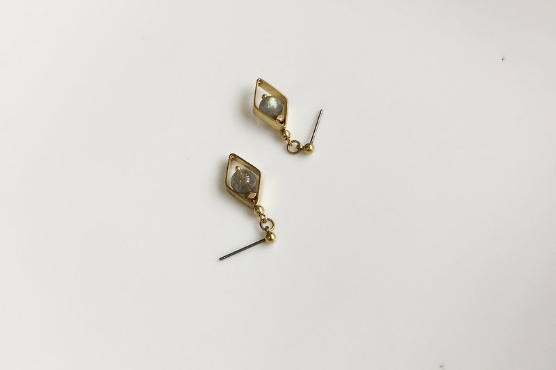 Phase-Spectrum Stone Brass Earrings - ต่างหู - โลหะ สีเงิน