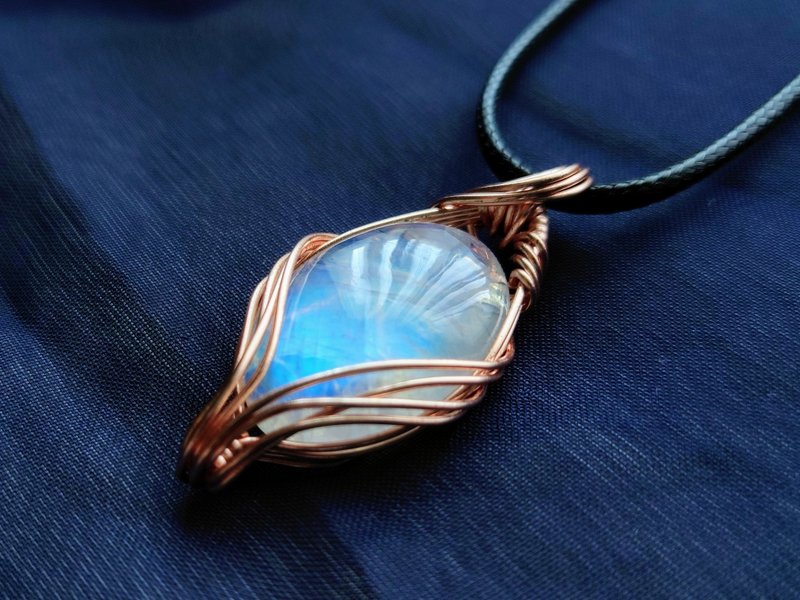 [Moonlight] Indian transparent moonstone pendant/New Year gift/collectible/healing / - Necklaces - Gemstone 