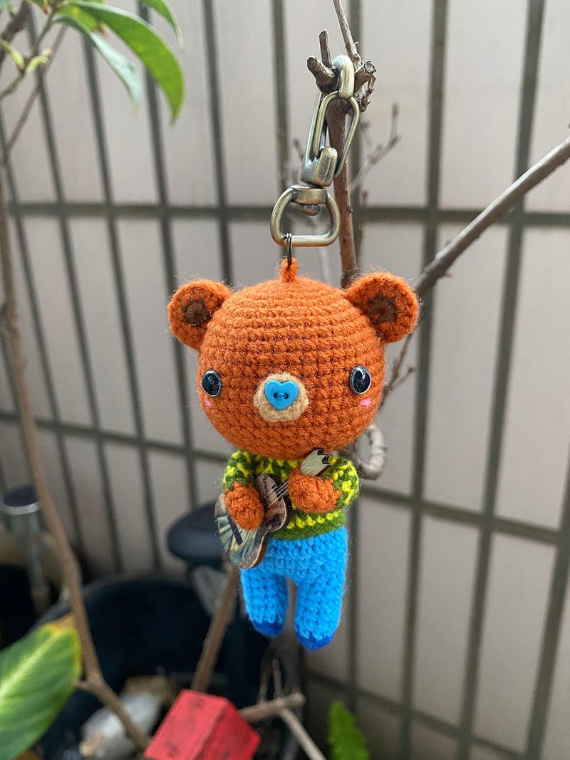 Chocolate Bear Charm Keyring Playing Guitar - Keychains - Other Materials Brown