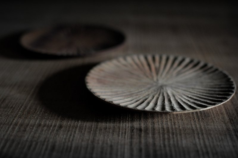 手刻習作  菇菇手刻盤 - 木工/竹藝 - 木頭 咖啡色
