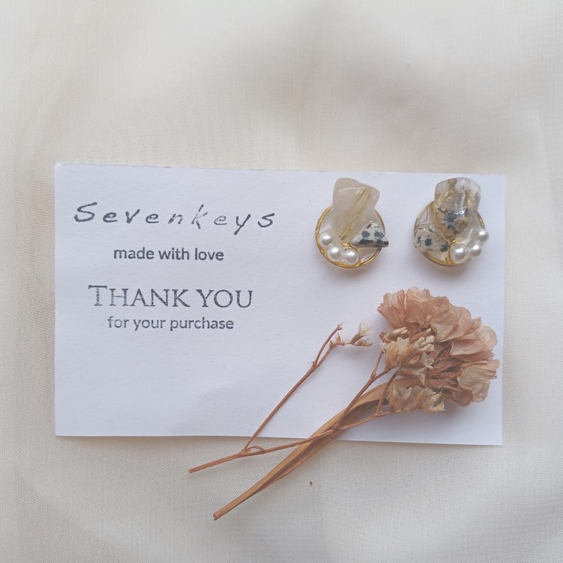 Large rutilated quartz simple earrings or Clip-On for adults (nickel-free) - Earrings & Clip-ons - Resin Gold