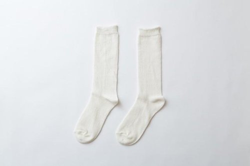 リネンニットのソックス　オフホワイト　レディース