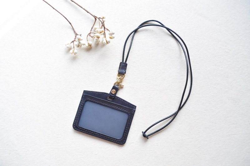 Horizontal leather ID holder/gogoro2 gogoro3 S2 sensor card case-classic black - ที่ใส่บัตรคล้องคอ - หนังแท้ 