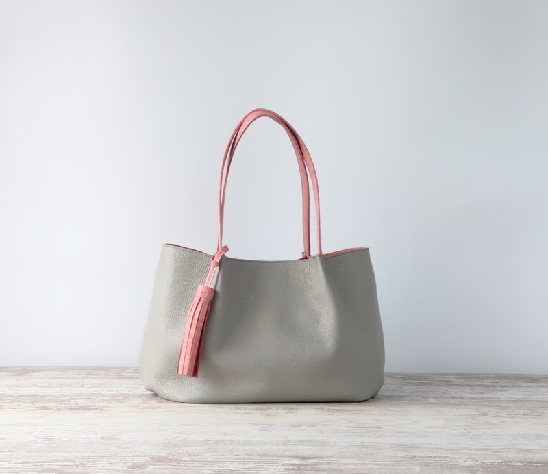 Fluffy tucked tote bag, S size, light gray x pink, made-to-order - Handbags & Totes - Genuine Leather Gray