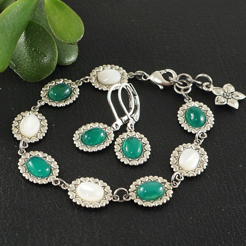 Bracelet and Earrings Green Agate White Mother of Pearl MOP Silver Jewelry Set - สร้อยข้อมือ - เครื่องประดับพลอย สีเขียว