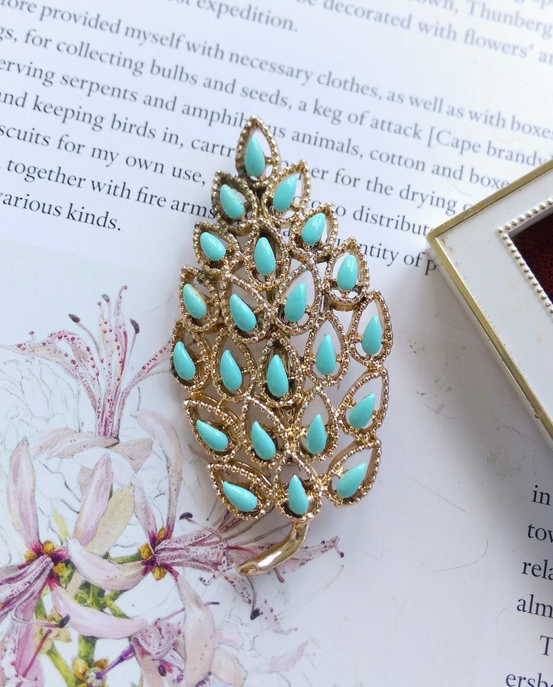 Vintage Jewelry 西洋古董飾品 GERRYS  開屏水滴葉子 別針 - 徽章/別針 - 其他金屬 金色