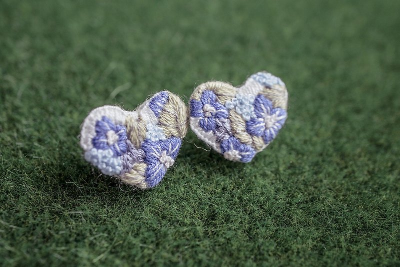 【Flower group】Qinliang blue flower love earrings - ต่างหู - งานปัก 