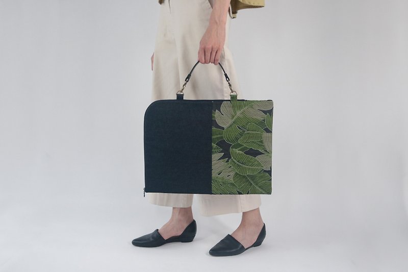 15-inch/16-inch laptop bag-Melancholy Tropical - กระเป๋าแล็ปท็อป - ผ้าฝ้าย/ผ้าลินิน สีเขียว