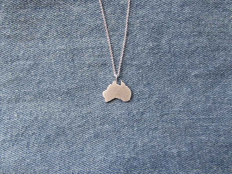 Australia Mini Silver Necklace - Our love apart seven thousand kilometers - Necklaces - Other Metals Silver