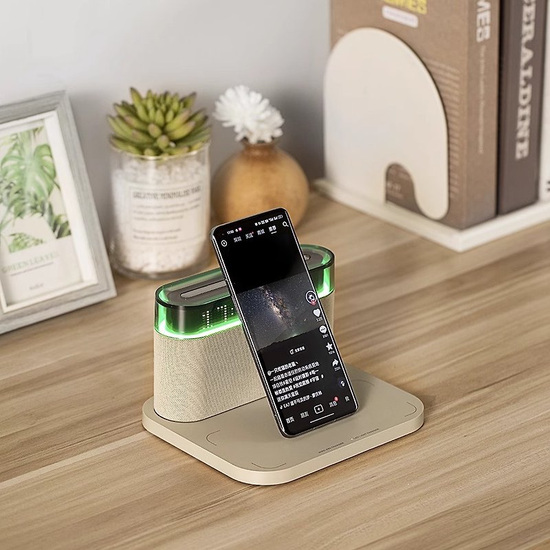 Wireless Charger Fast Charging Charging Stand Atmosphere Night Light Bluetooth Speaker Clock Alarm Clock - ที่ชาร์จไร้สาย - พลาสติก ขาว