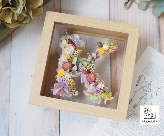 Initial Objet/ Colorful flowers_preserved and dried flowers glass frame  glassart - Shop ohanabako Dried Flowers & Bouquets - Pinkoi